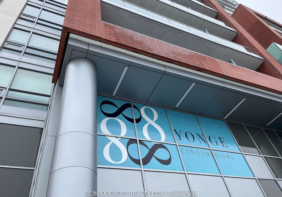 8888-yonge-street-richmond-hill-ontario-n13673686