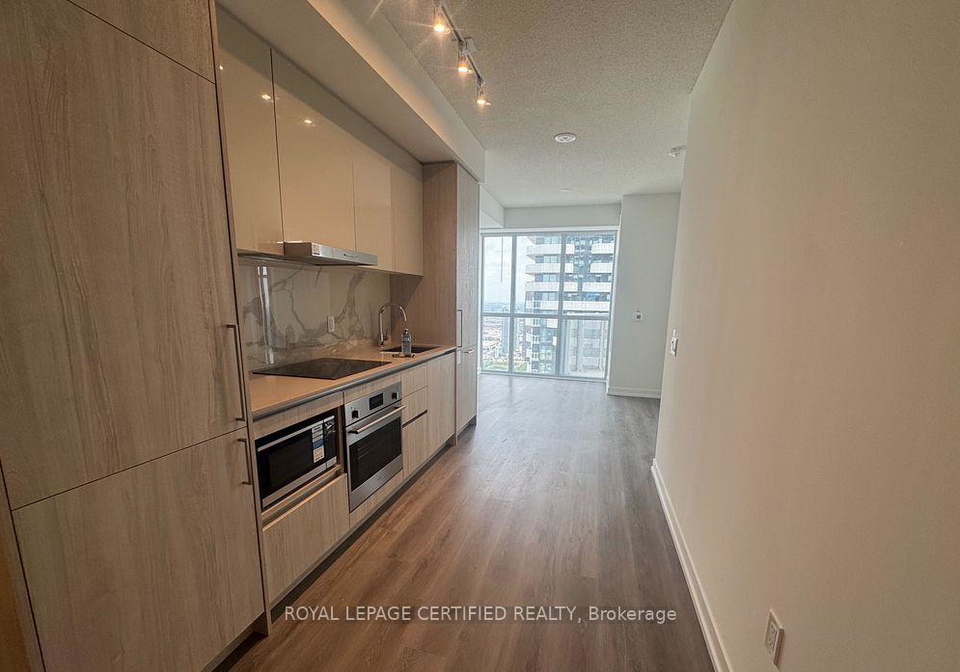 225-commerce-street-vaughan-ontario-n13673922