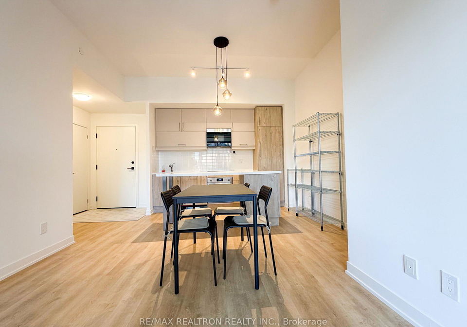 292-verdale-crossing-markham-ontario-n13673940