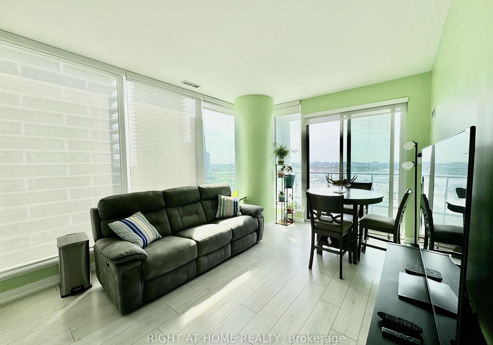 898-portage-parkway-vaughan-ontario-n13674074