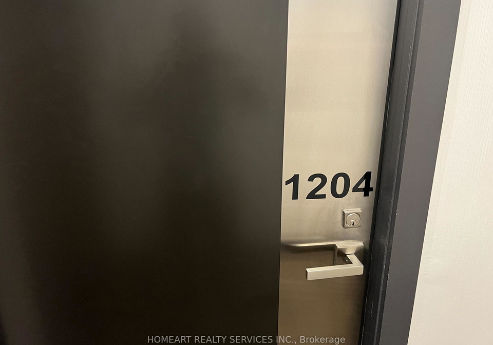 9471-yonge-street-e-richmond-hill-ontario-n13674284