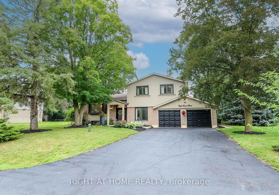 8-sunset-street-east-gwillimbury-ontario-n13674402