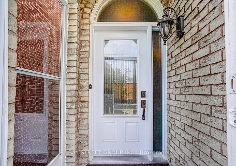 304-charlton-avenue-vaughan-ontario-n13674426