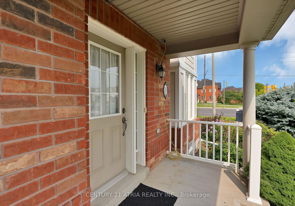 100-gas-lamp-lane-markham-ontario-n13674920