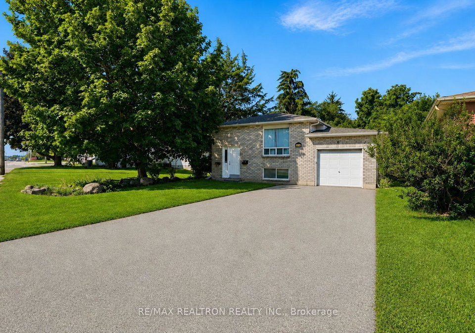 414-the-queensway-road-s-georgina-ontario-n13674970