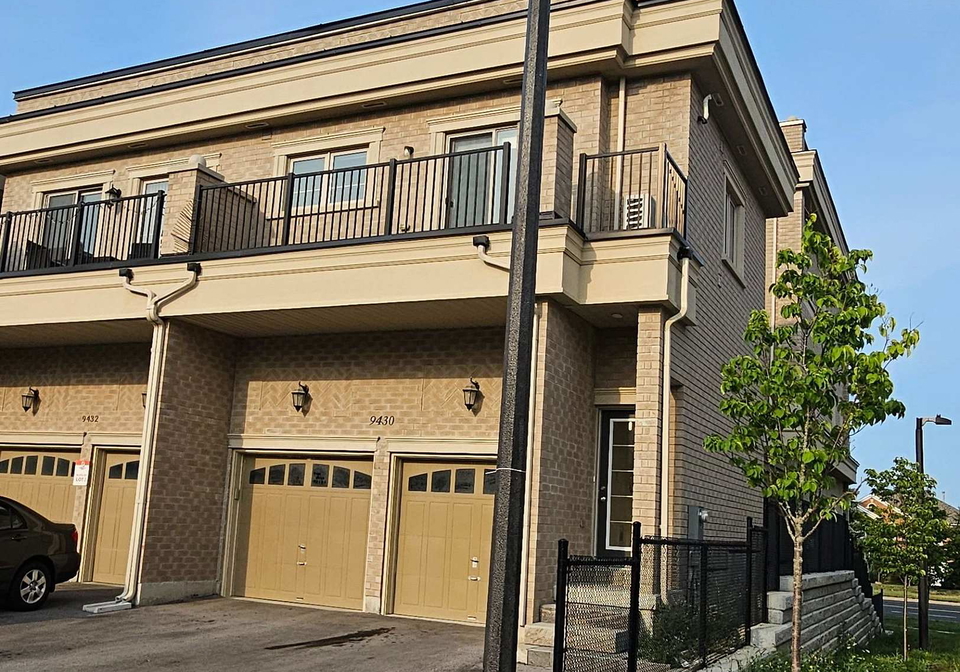 9430-bayview-avenue-richmond-hill-ontario-n13675076