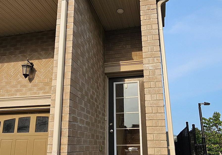 9430-bayview-avenue-richmond-hill-ontario-n13675076