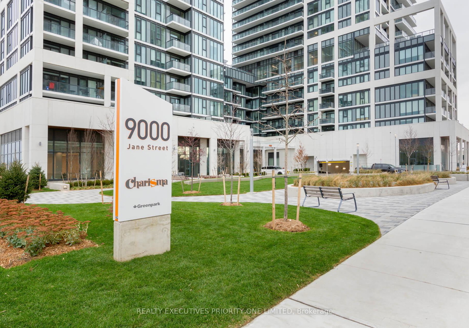 9000-jane-street-vaughan-ontario-n13675144