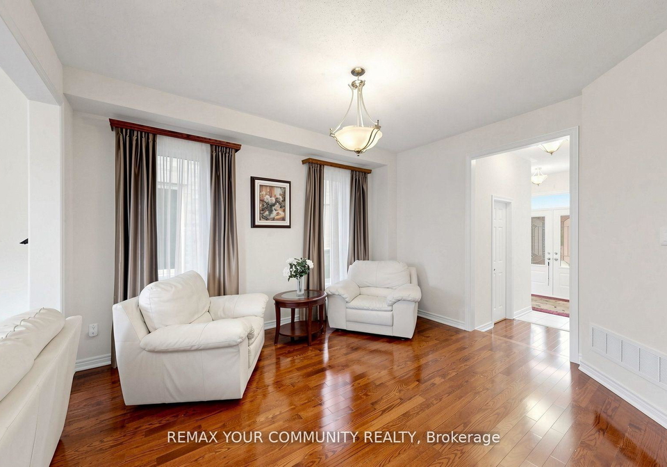 6-homerton-avenue-richmond-hill-ontario-n13675570