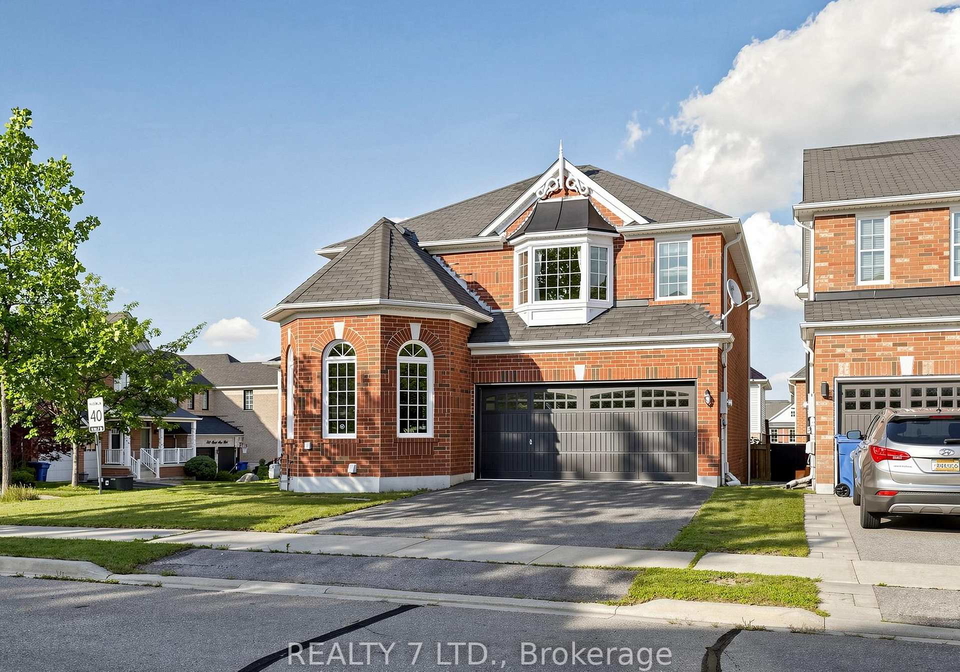 330-cheryl-mews-boulevard-newmarket-ontario-n13675642