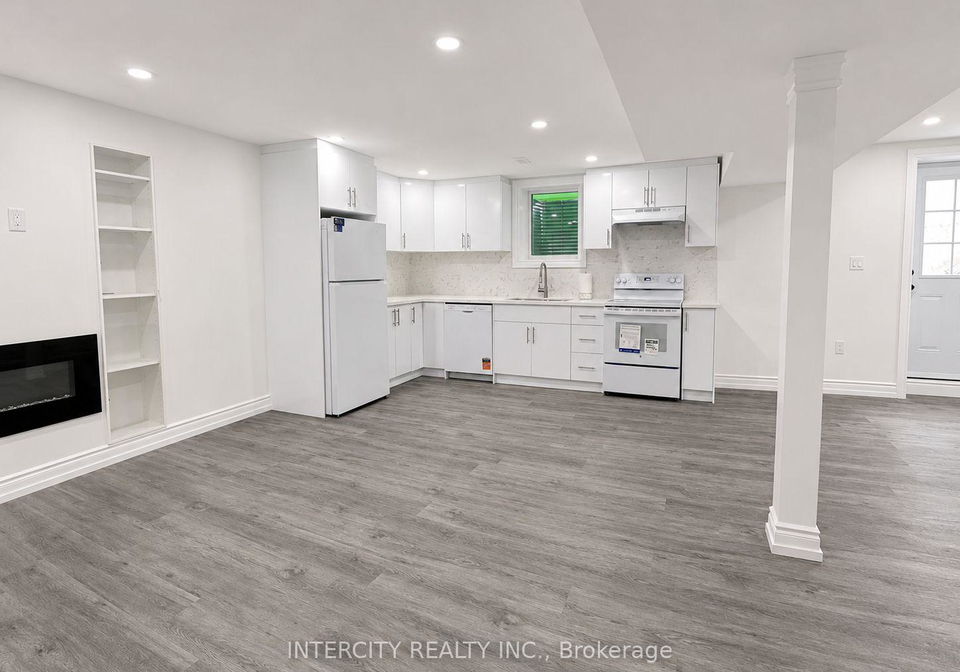 7-empire-drive-bradford-west-gwillimbury-ontario-n13675758