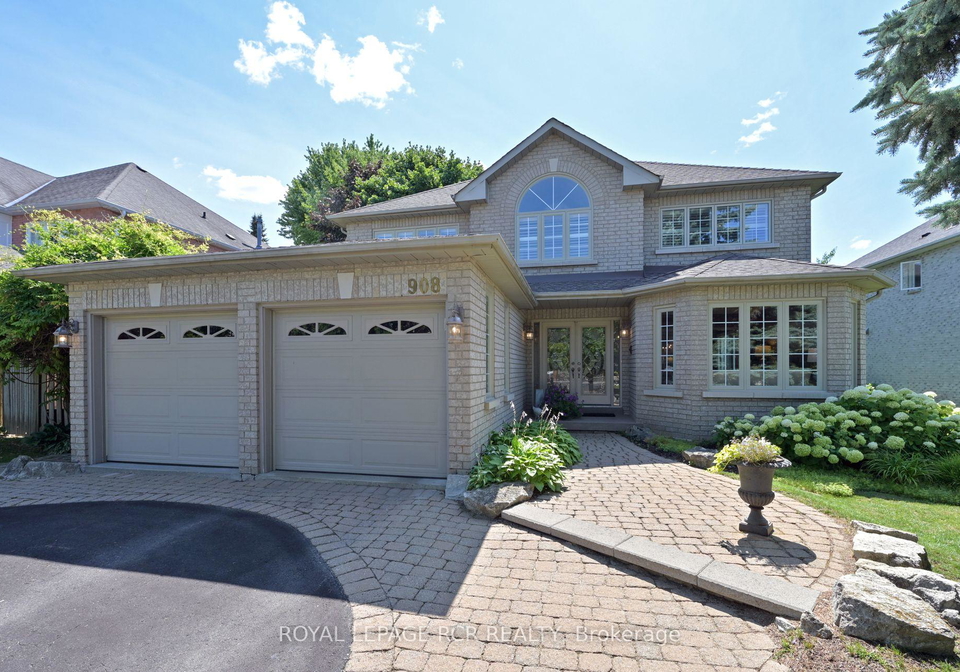 908-schaeffer-outlook-newmarket-ontario-n13675768