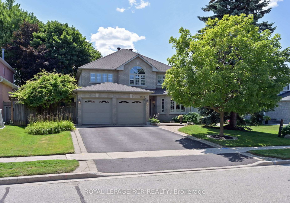 908-schaeffer-outlook-newmarket-ontario-n13675768