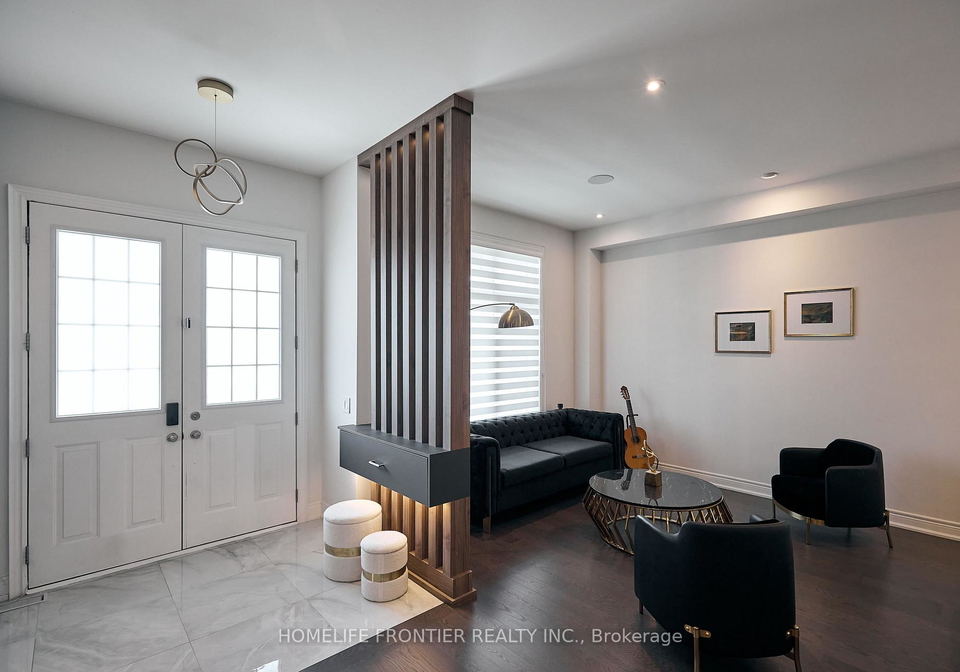296-ben-sinclair-avenue-east-gwillimbury-ontario-n13676048