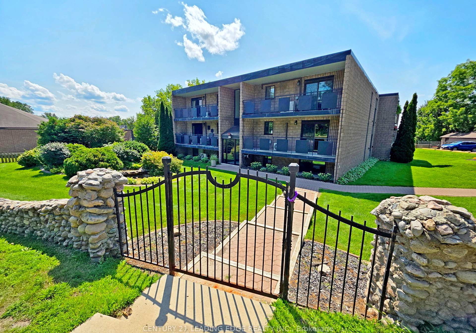 74-the-queensway-s-georgina-ontario-n13676374