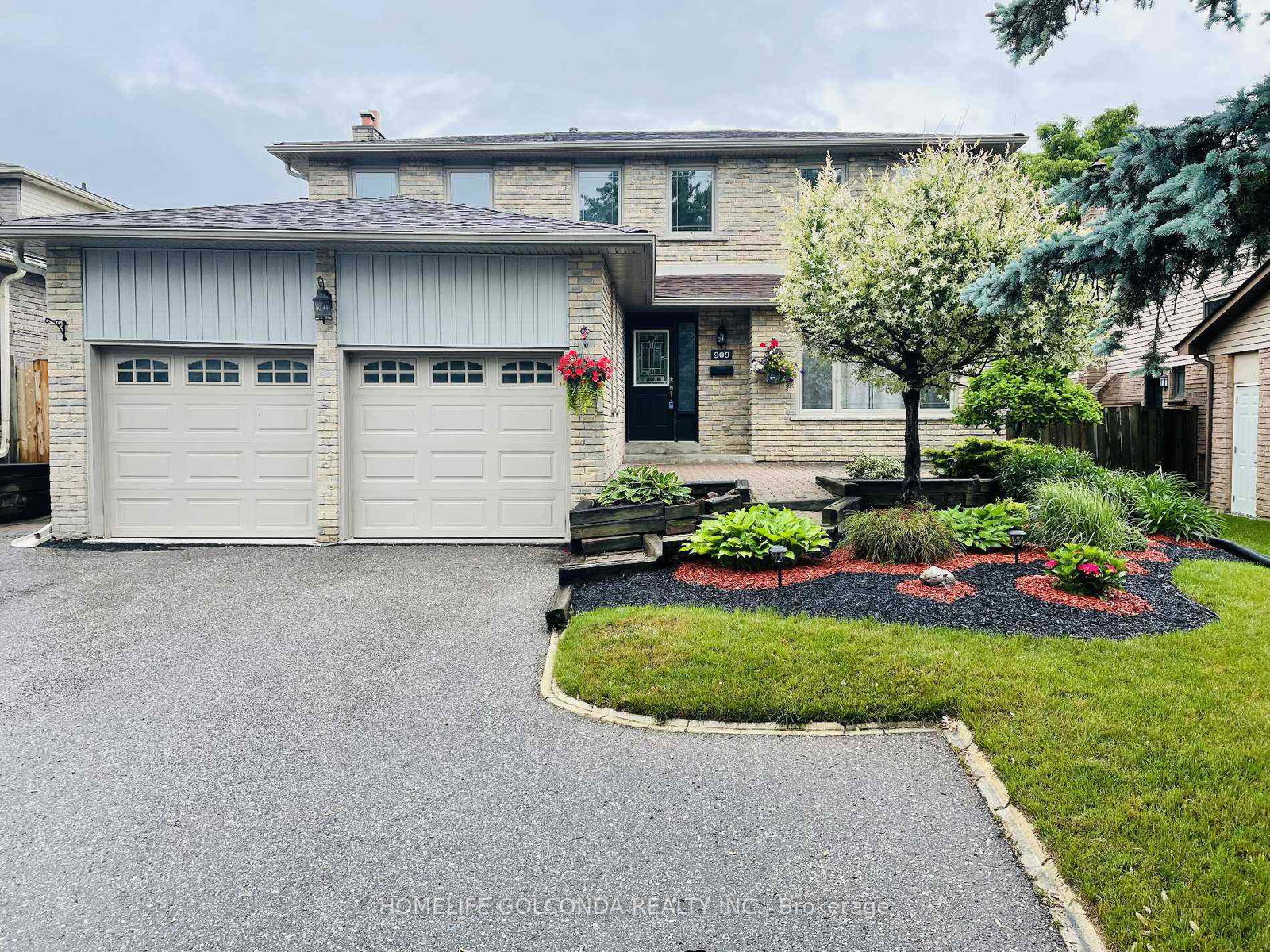909-ferndale-crescent-newmarket-ontario-n13677036
