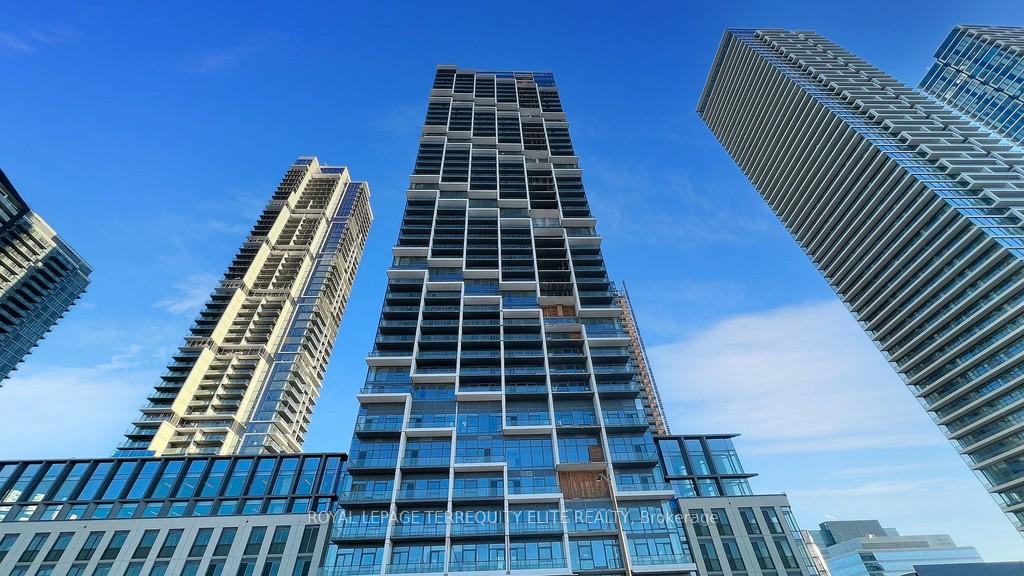 1000-portage-parkway-vaughan-ontario-n13677952