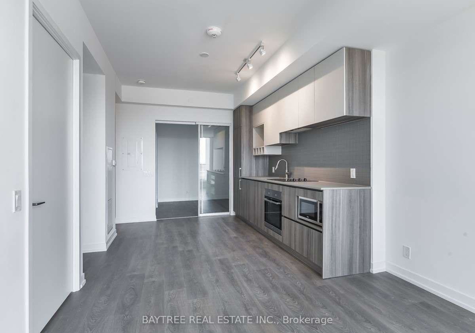 5-buttermill-avenue-vaughan-ontario-n13678002