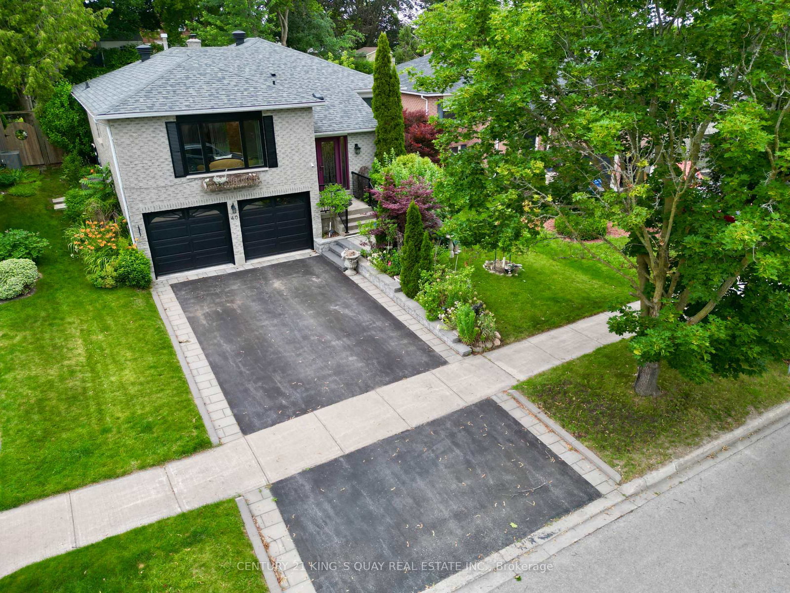 40-stonehill-boulevard-east-gwillimbury-ontario-n13678168