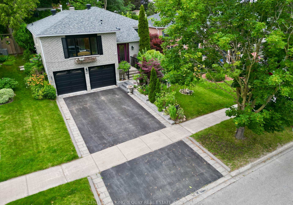 40-stonehill-boulevard-east-gwillimbury-ontario-n13678168