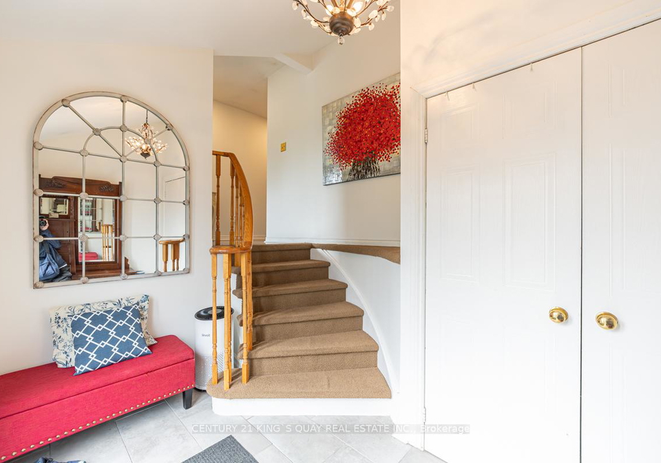 40-stonehill-boulevard-east-gwillimbury-ontario-n13678168