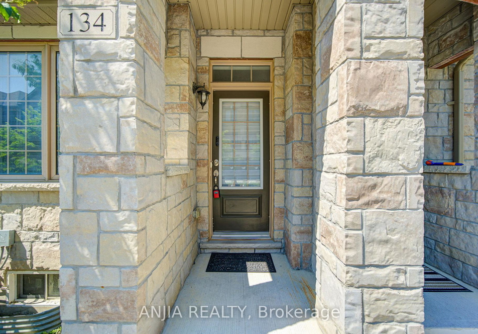 134-frederick-wilson-avenue-markham-ontario-n13678208