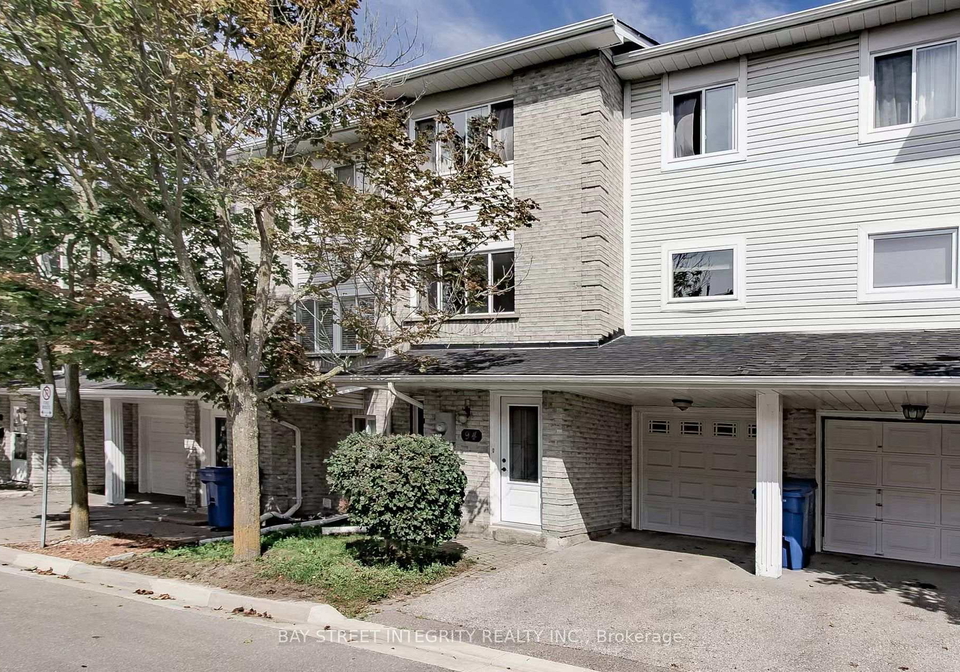 94-william-curtis-circle-newmarket-ontario-n13678252