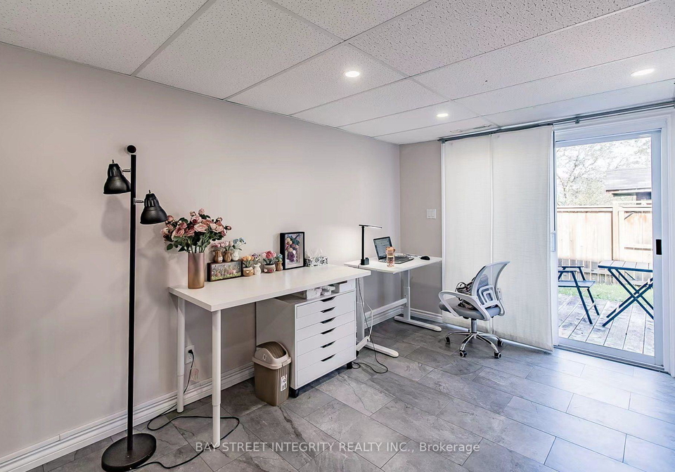 94-william-curtis-circle-newmarket-ontario-n13678252