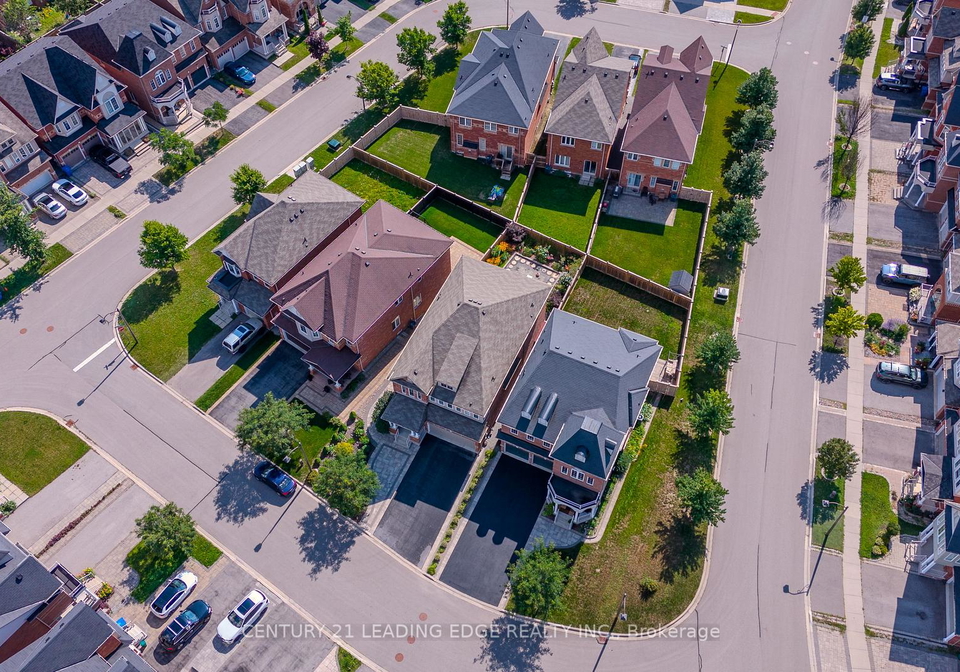 14-clarinet-lane-whitchurch-stouffville-ontario-n13678396