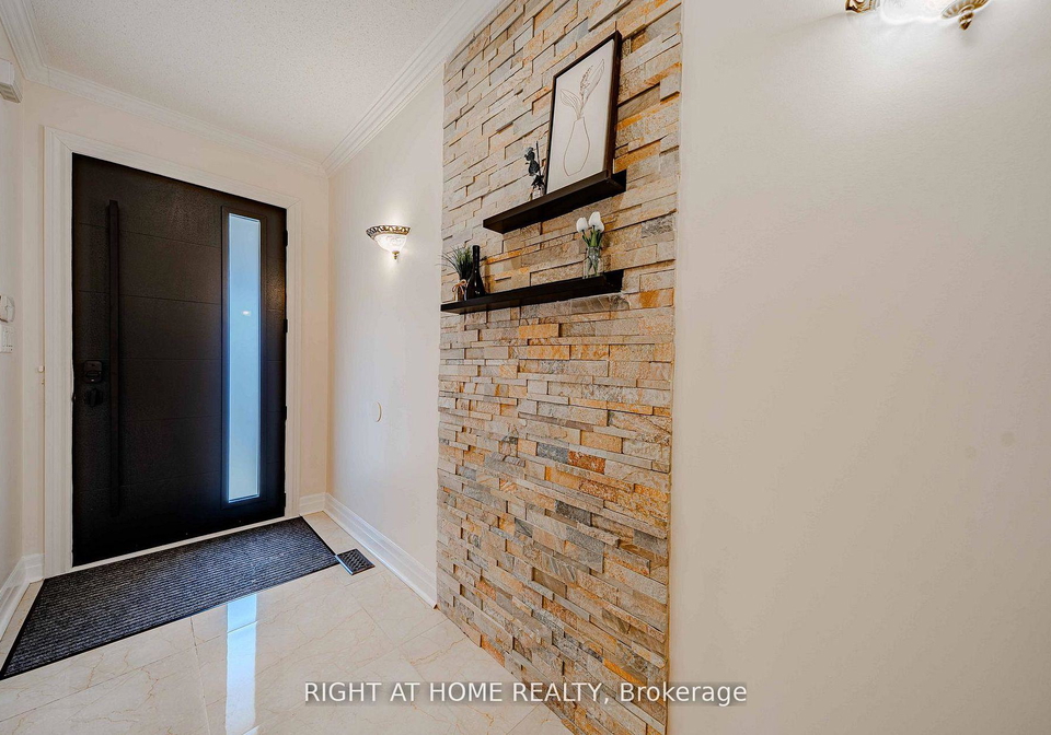 111-forecastle-road-vaughan-ontario-n13678556