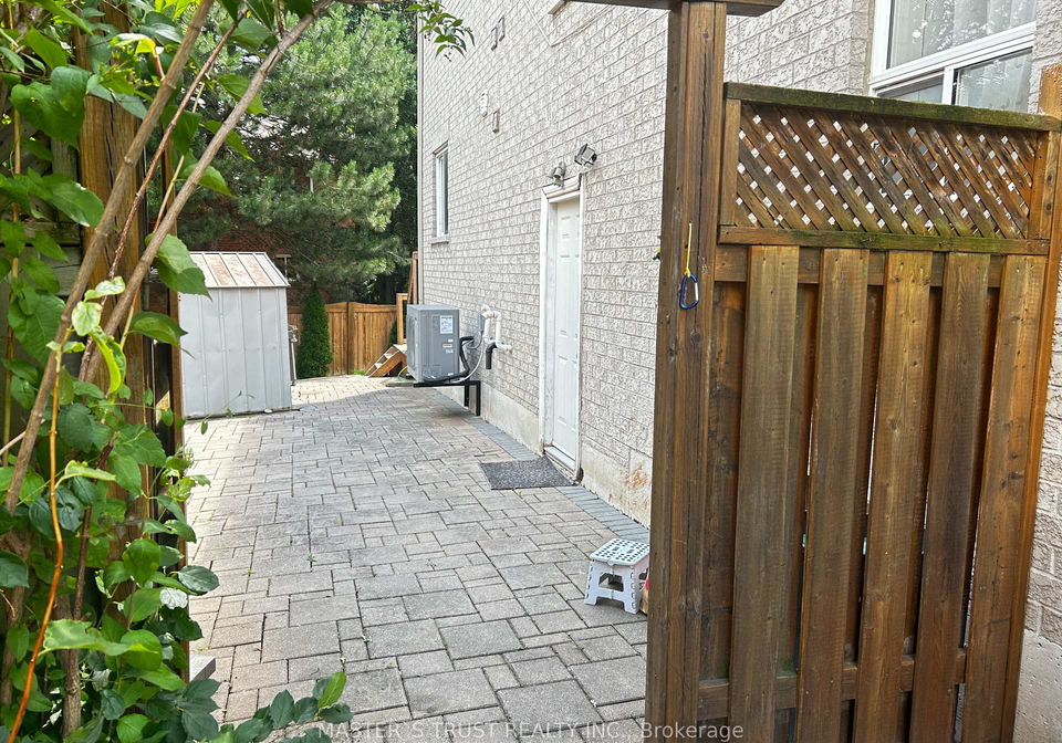 37-levellands-crescent-richmond-hill-ontario-n13678586