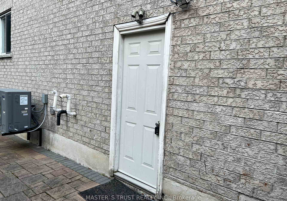 37-levellands-crescent-richmond-hill-ontario-n13678586