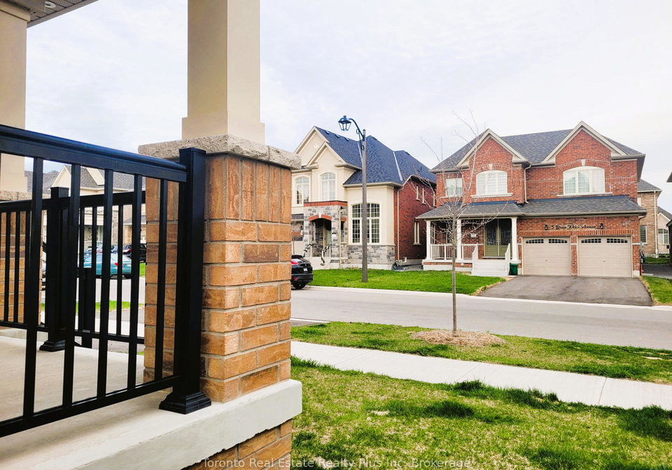 4-bruce-welch-avenue-georgina-ontario-n13678712