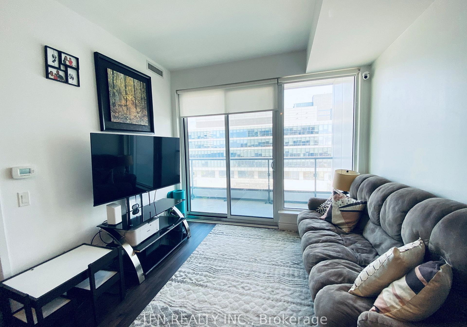 5-buttermill-avenue-vaughan-ontario-n13678772