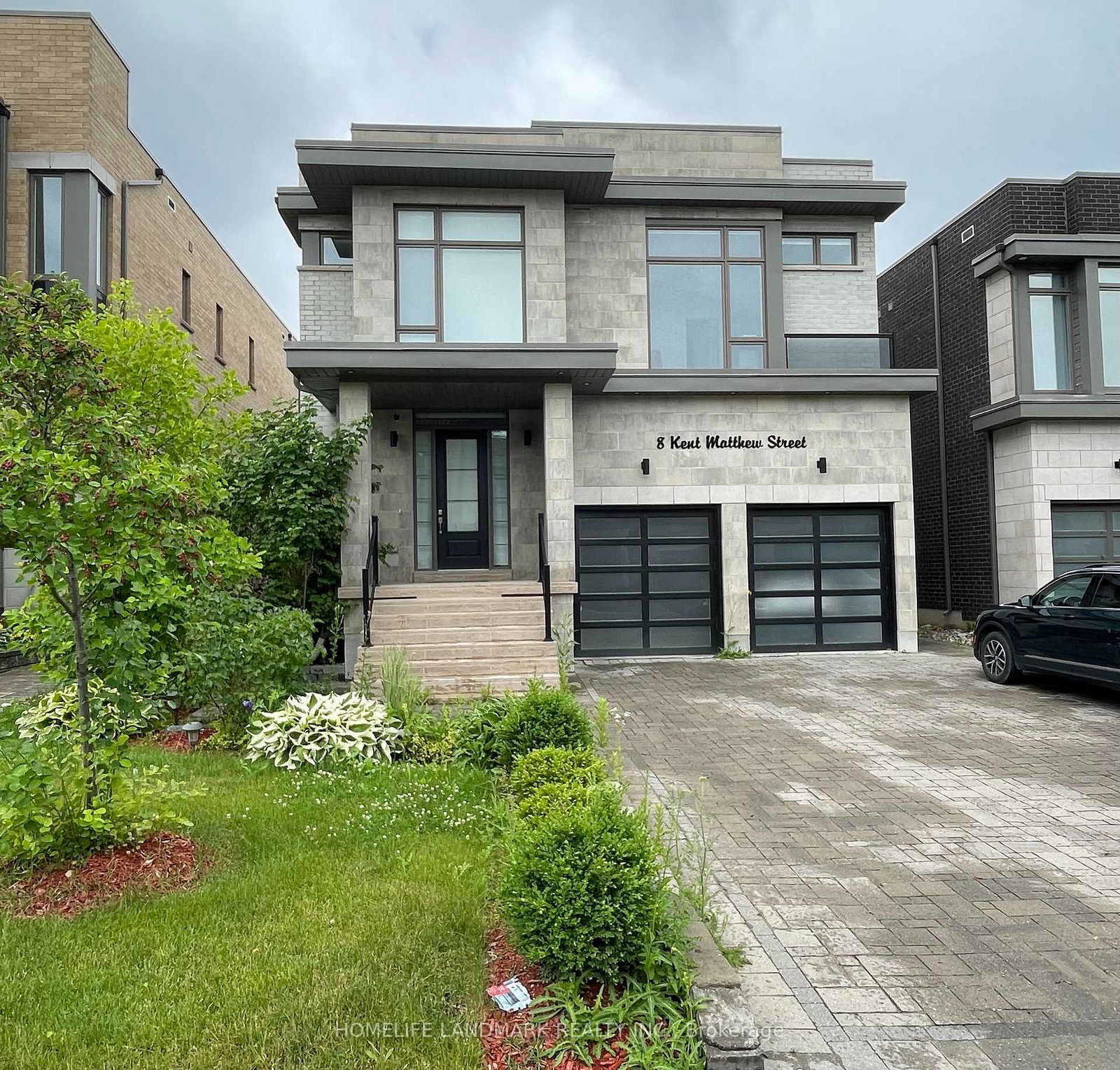 8-kent-matthew-street-richmond-hill-ontario-n13678842