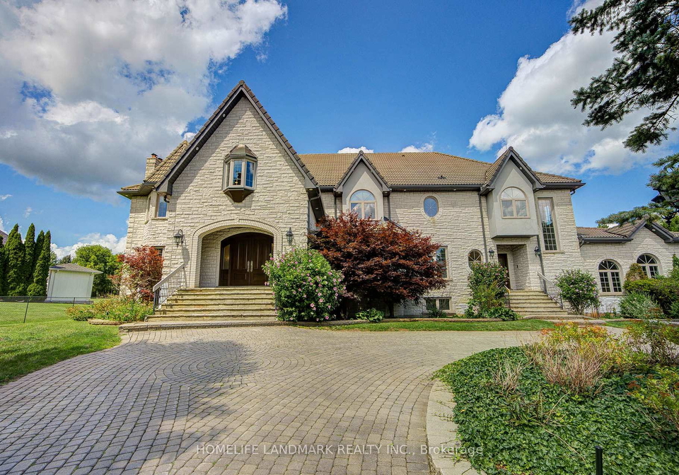 21-kensington-drive-richmond-hill-ontario-n13678844