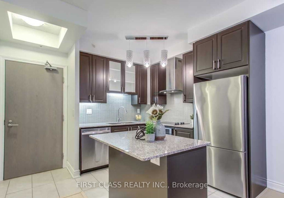 9090-yonge-street-richmond-hill-ontario-n13679016