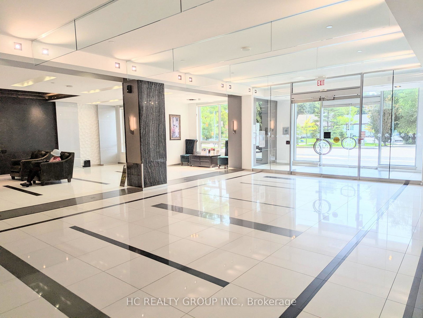 7165-yonge-street-markham-ontario-n13679146