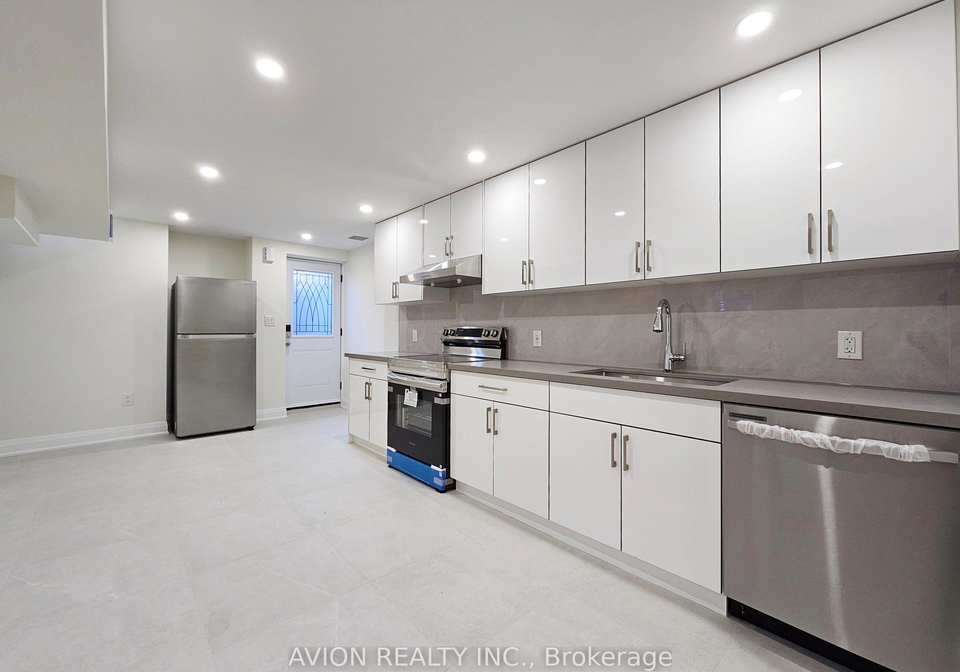 6-plantain-lane-richmond-hill-ontario-n13679350