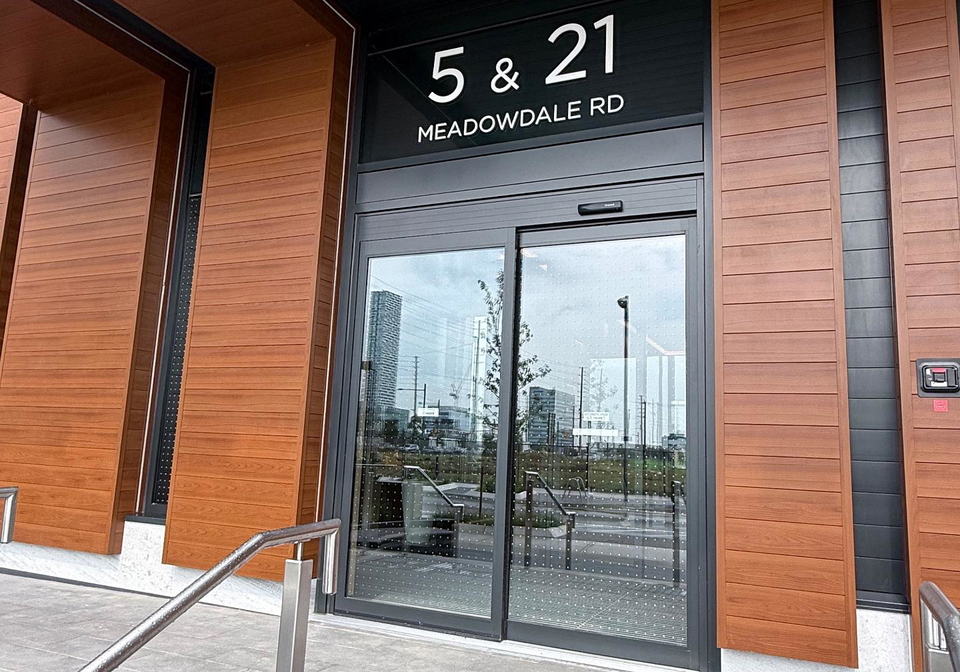 21-meadowdale-road-vaughan-ontario-n13679570
