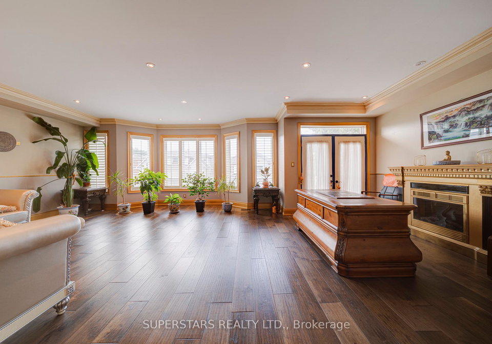83-elm-avenue-richmond-hill-ontario-n13679718
