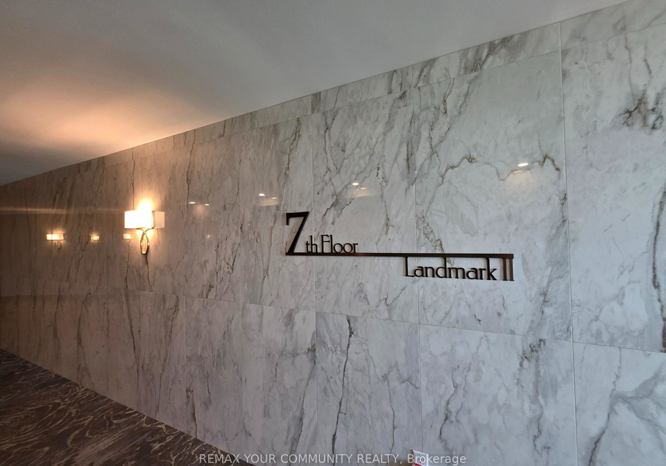7825-bayview-avenue-markham-ontario-n13680118