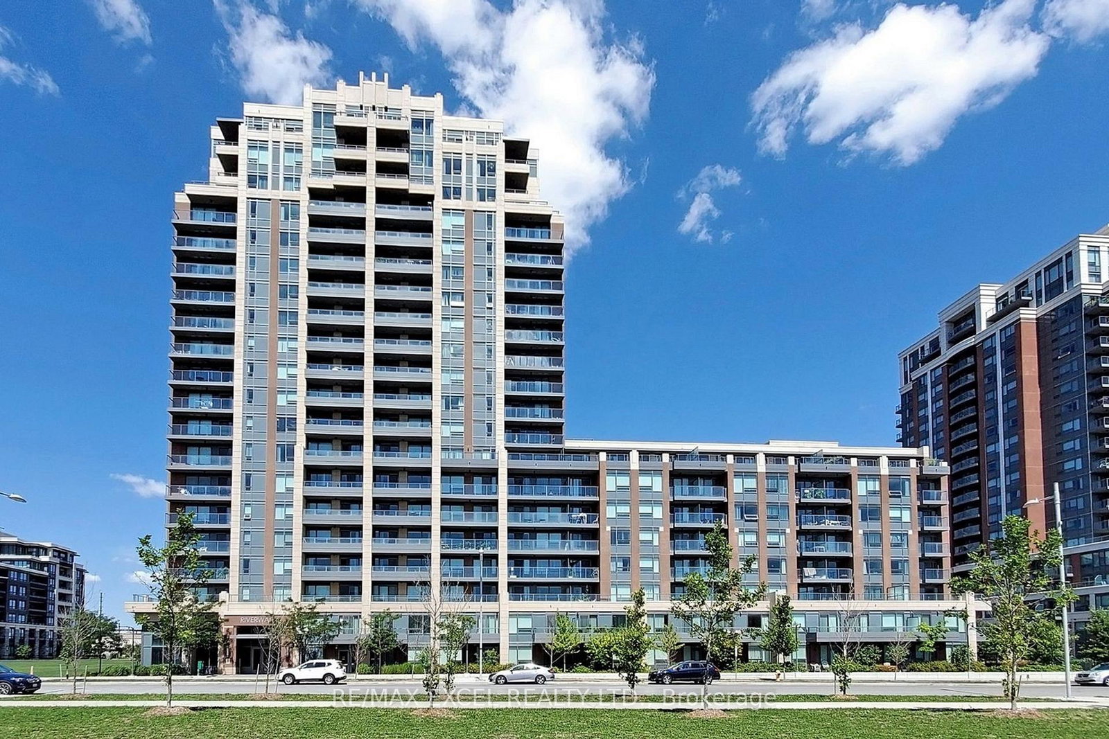18-uptown-drive-markham-ontario-n13680482