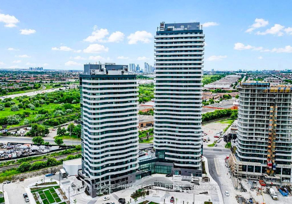 10-flavelle-trail-vaughan-ontario-n13680510