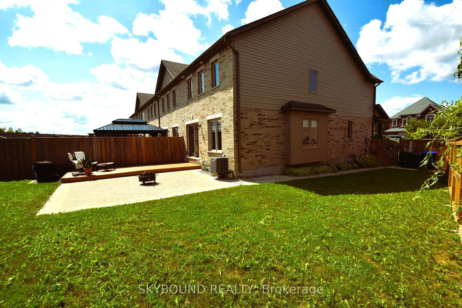 199-hutchinson-drive-new-tecumseth-ontario-n13680720