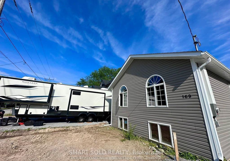 169-garden-avenue-e-georgina-ontario-n13680812