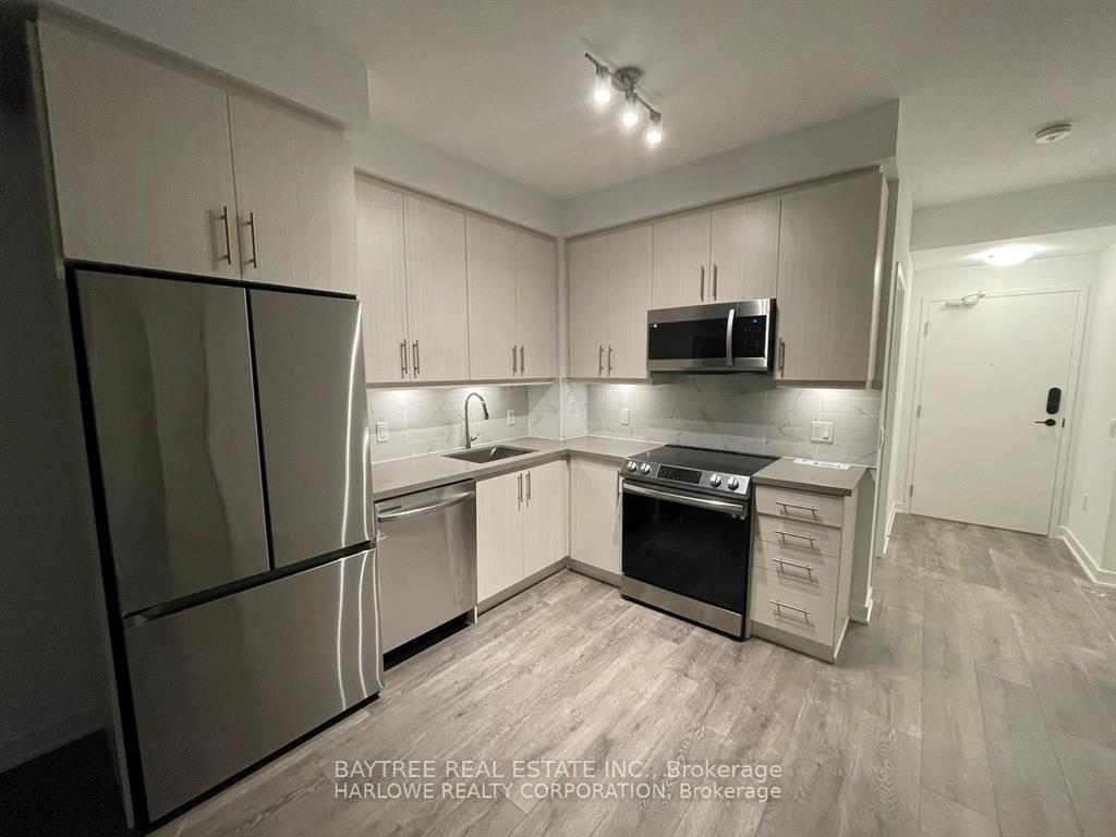 105-oneida-crescent-richmond-hill-ontario-n13681266