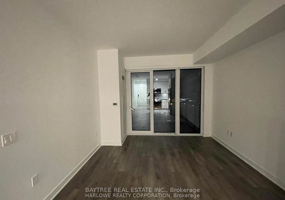 105-oneida-crescent-richmond-hill-ontario-n13681266