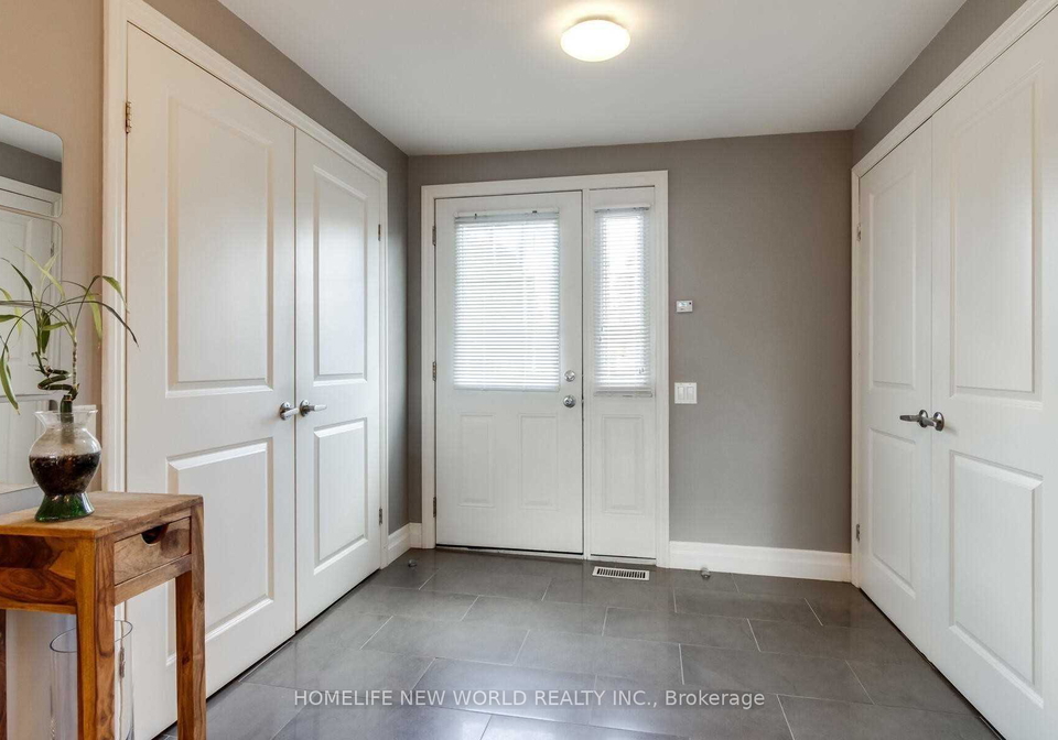 32-canal-street-georgina-ontario-n13681284