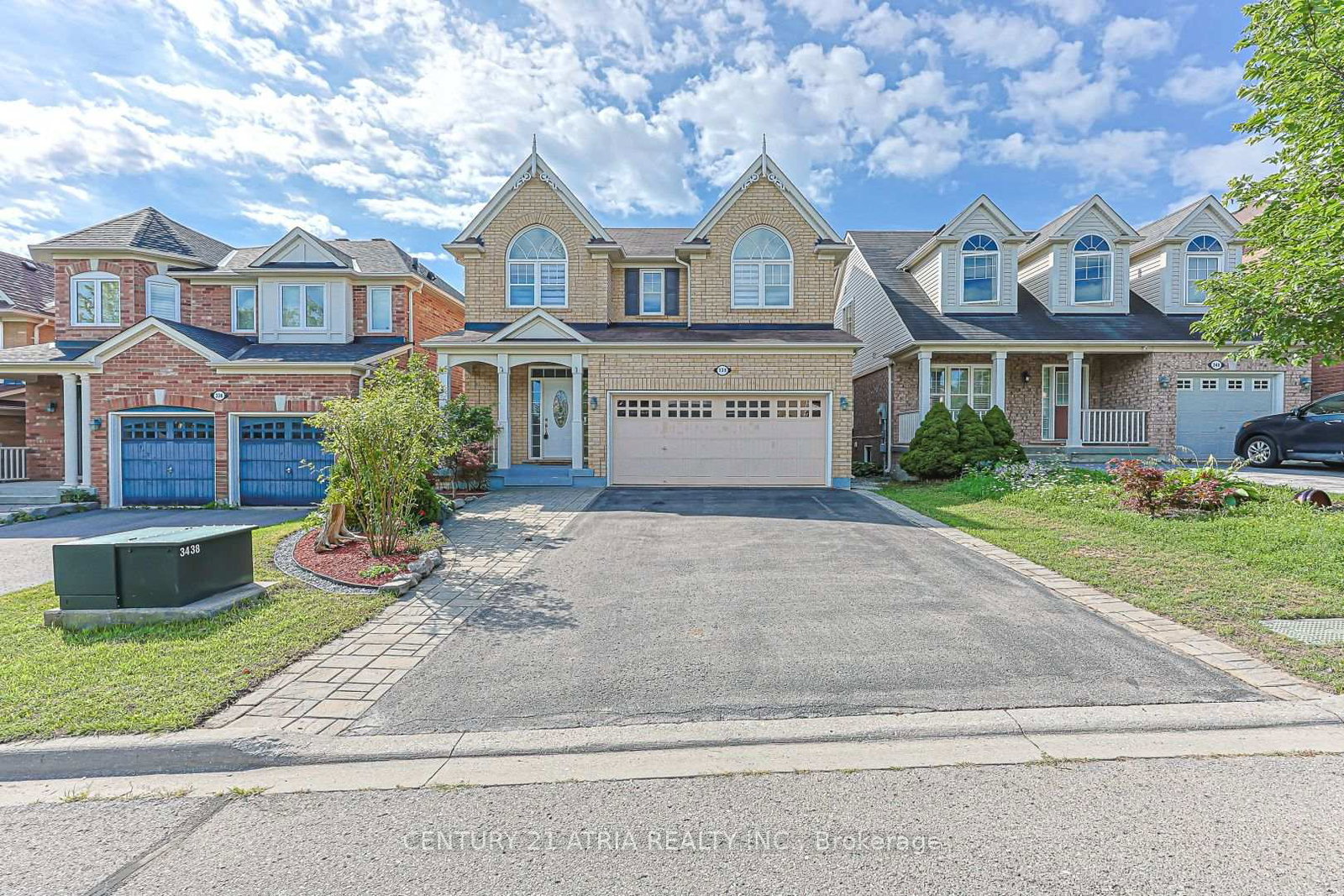 338-carlissa-run-newmarket-ontario-n13681406